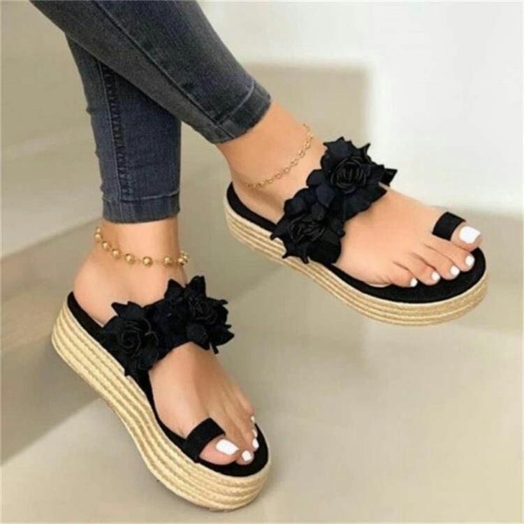 Plus size women's shoes sandals