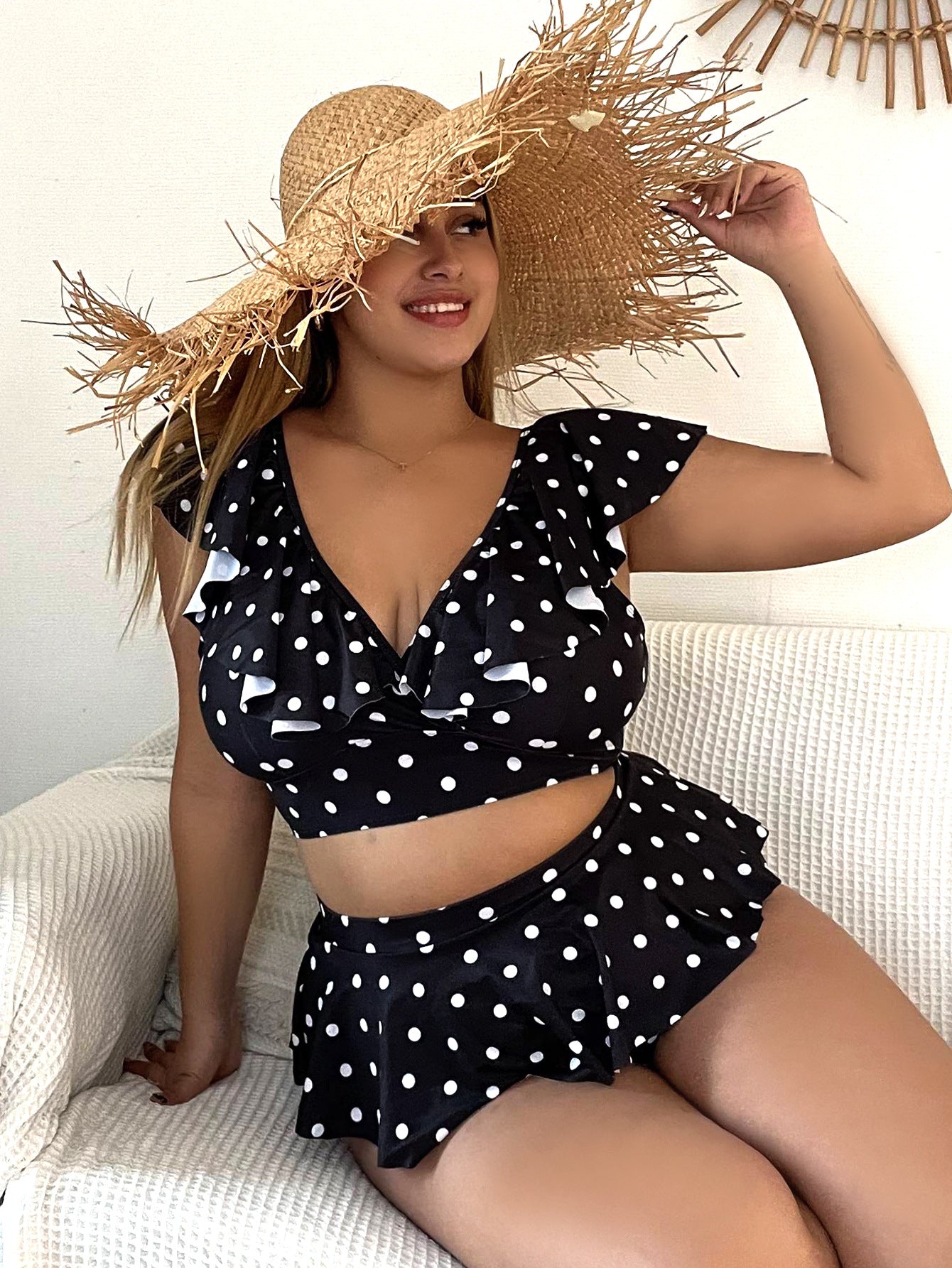 Woman Ruffled Polka Dot Swimsuit Sexy Plus Size Swimwear Plus Bikini