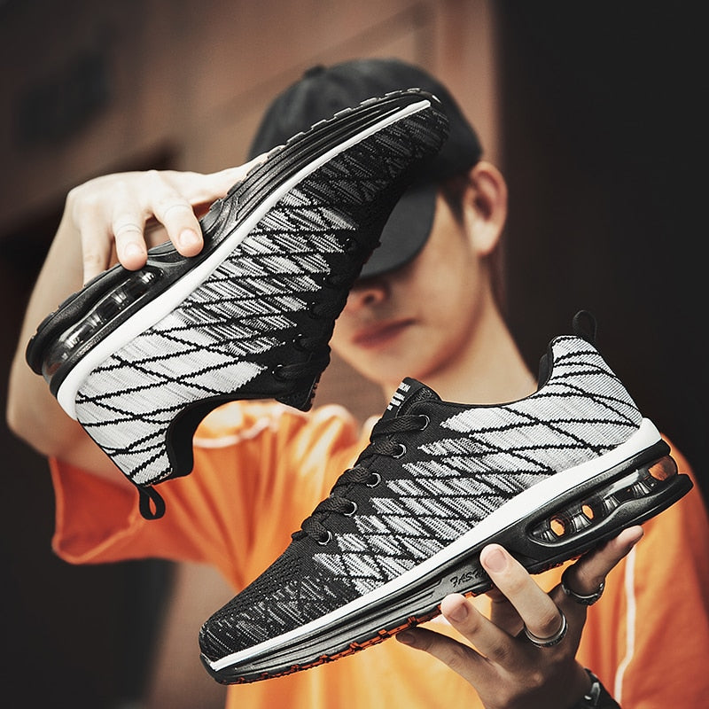 Flying woven air cushion men's shoes trend sports shoes breathable running shoes men's casual shoes