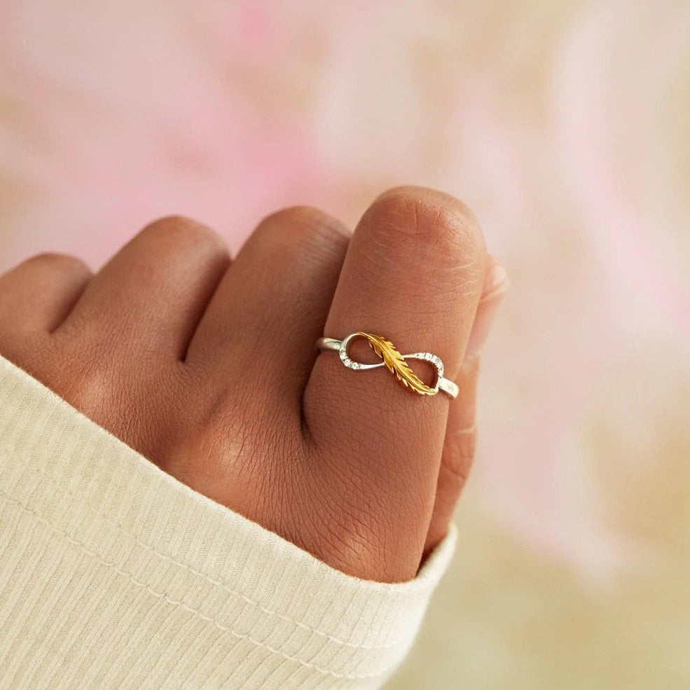 Two-Tone Gold Feather Ring With Rhinestones