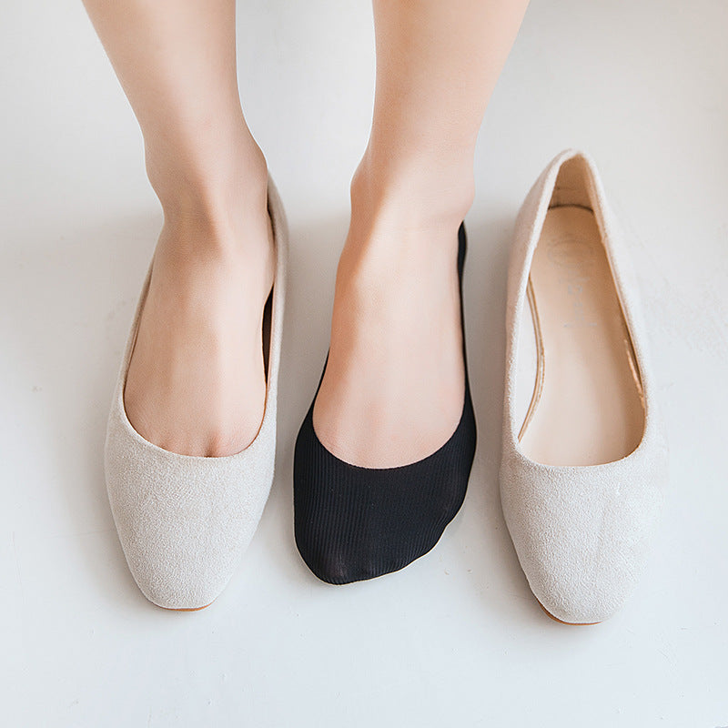 Ice Silk Cut Boat Socks Women's Thin Shallow Mouth Invisible Socks Silicone Can't Fall Off The Heels Spring And Summer Solid Color Socks